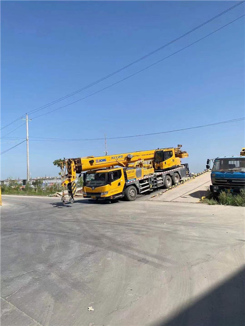 余干县吊车作业时，可能会产生哪些额外收费项目？