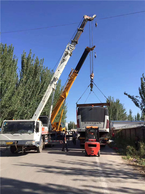 余干县港口集装箱搬运案例